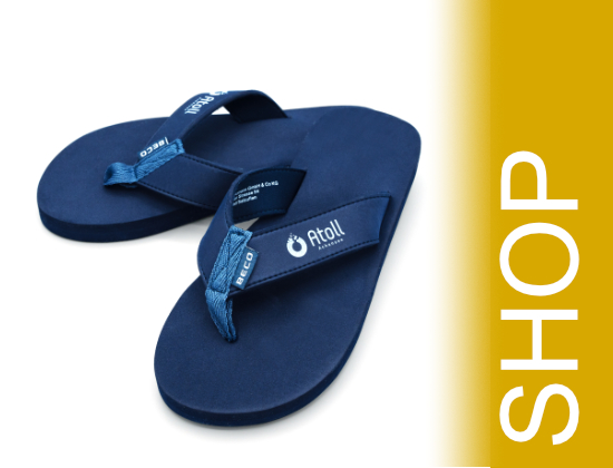 Flip Flops dunkelblau mit Atoll Achensee Logo